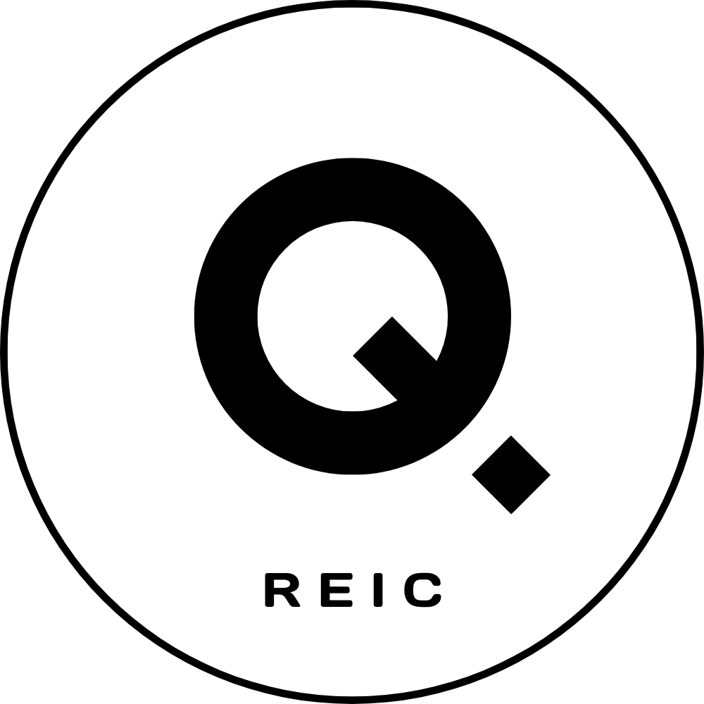 Q-REIC logo invers